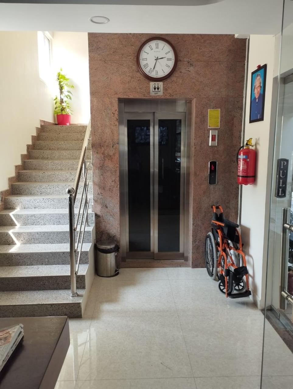 Annai Residency Hotel Vellore Kültér fotó